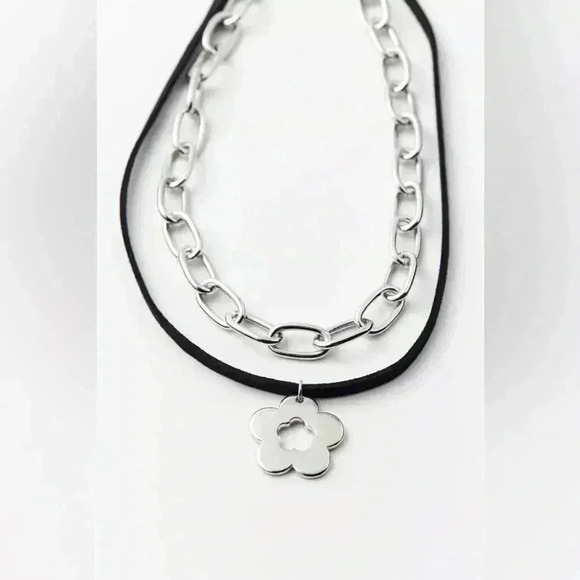 New Urban Outfitters Flower Chain Corded Layered Silver Choker Necklace - Picture 1 of 6